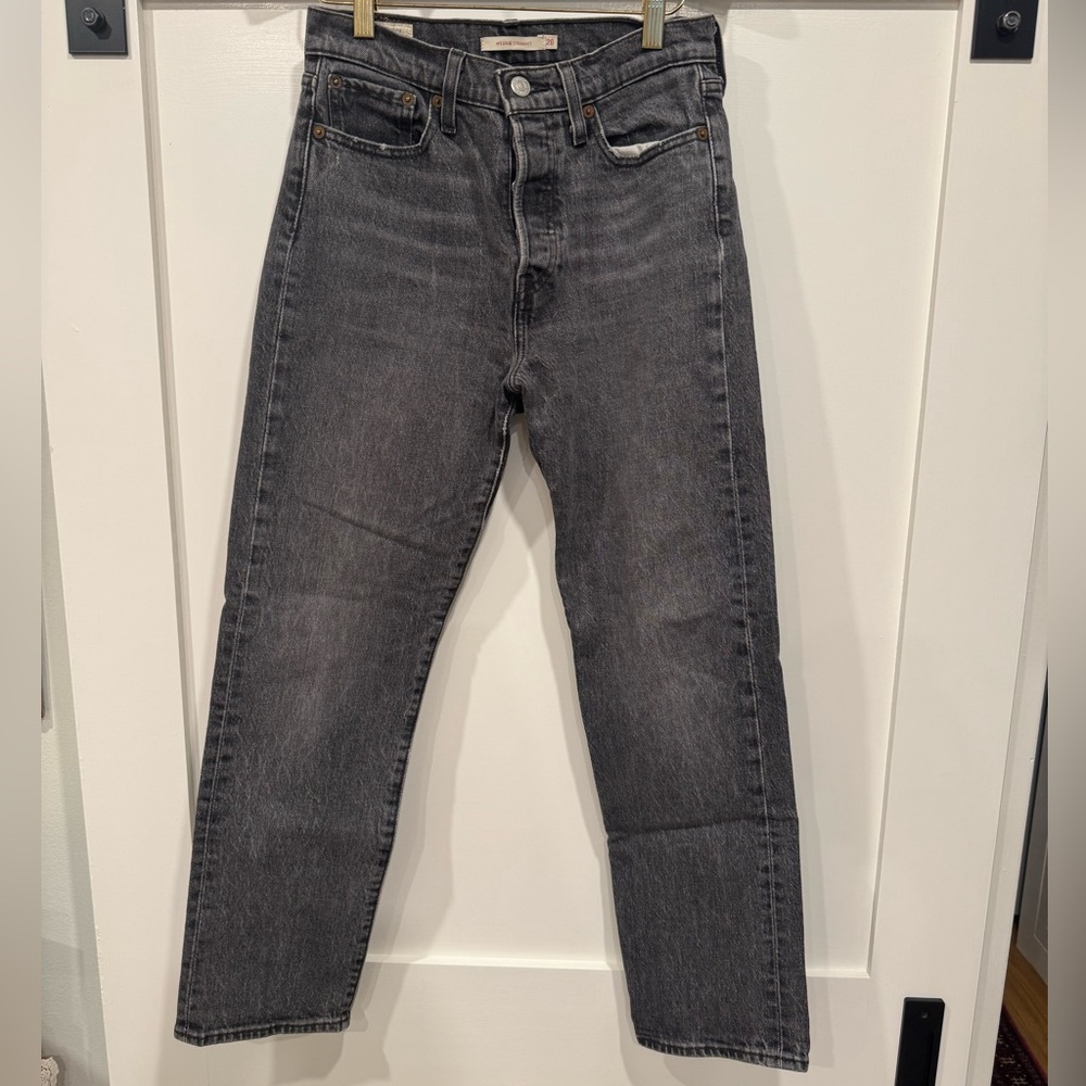 Women’s Levi’s Grey Jeans